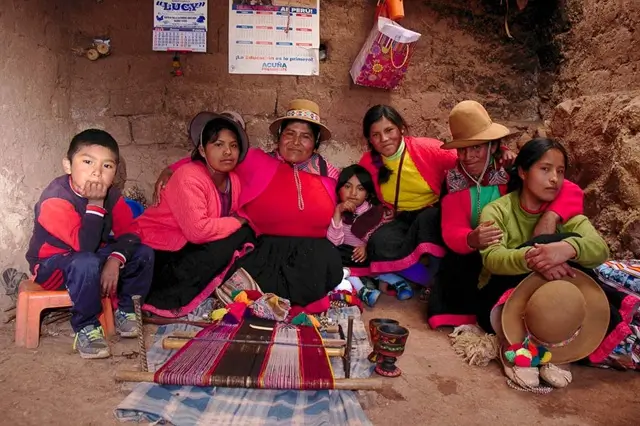 Familia Q'eros